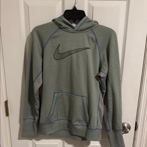 Nike Women's Gray Sweatshirt - Picture 1 of 3